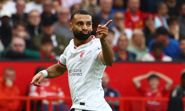 Liverpool đè bẹp Man Utd