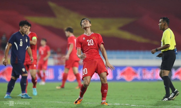 Việt Nam thua ngược Thái Lan