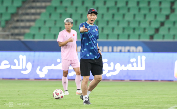 Iraq - Việt Nam: 'Còn nước còn tát' ở vòng loại World Cup
